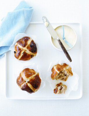 hot cross buns