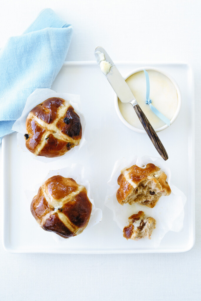 hot cross buns