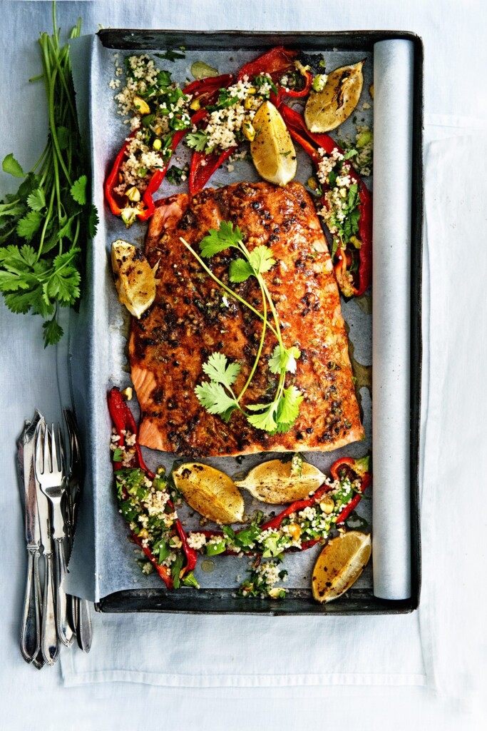 Marokkaanse zalm met geroosterde paprika