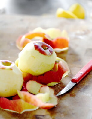 appelboter maken: zo gebruik je al je appelschillen en klokhuizen