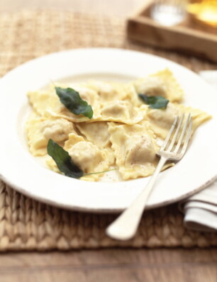 ravioli met pompoen en amaretti