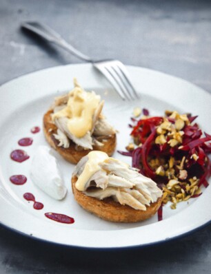 gerookte makreel op crostini met mayo