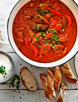 rundergoulash met brood