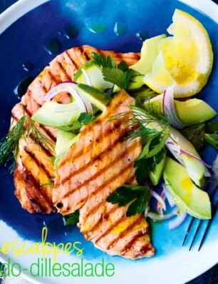 Gegrilde zalm met avocado-dillesalade