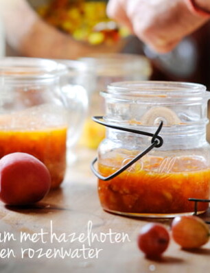 abrikozenjam met hazelnoten en rozenwater