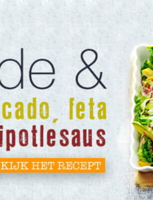 Mexicaanse salade met maïs, avocado en feta met chipotlesaus