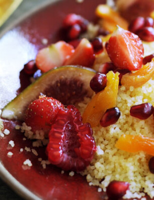 fruitsalade met oranjebloesem en couscous