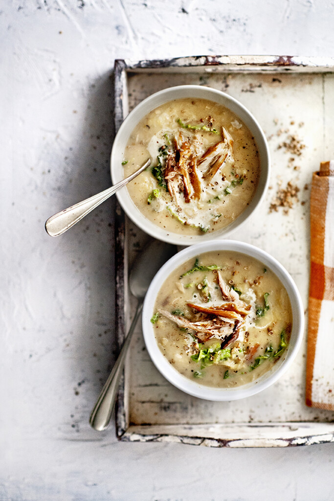 chowder met savooiekool en gerookte makreel