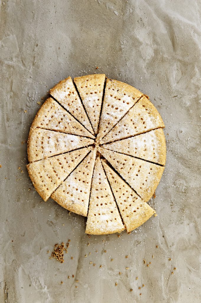 shortbread met anijs | delicious.magazine