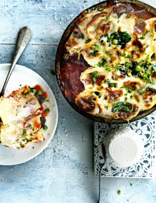 cannelloni met wilde spinazie en ricottabechamel