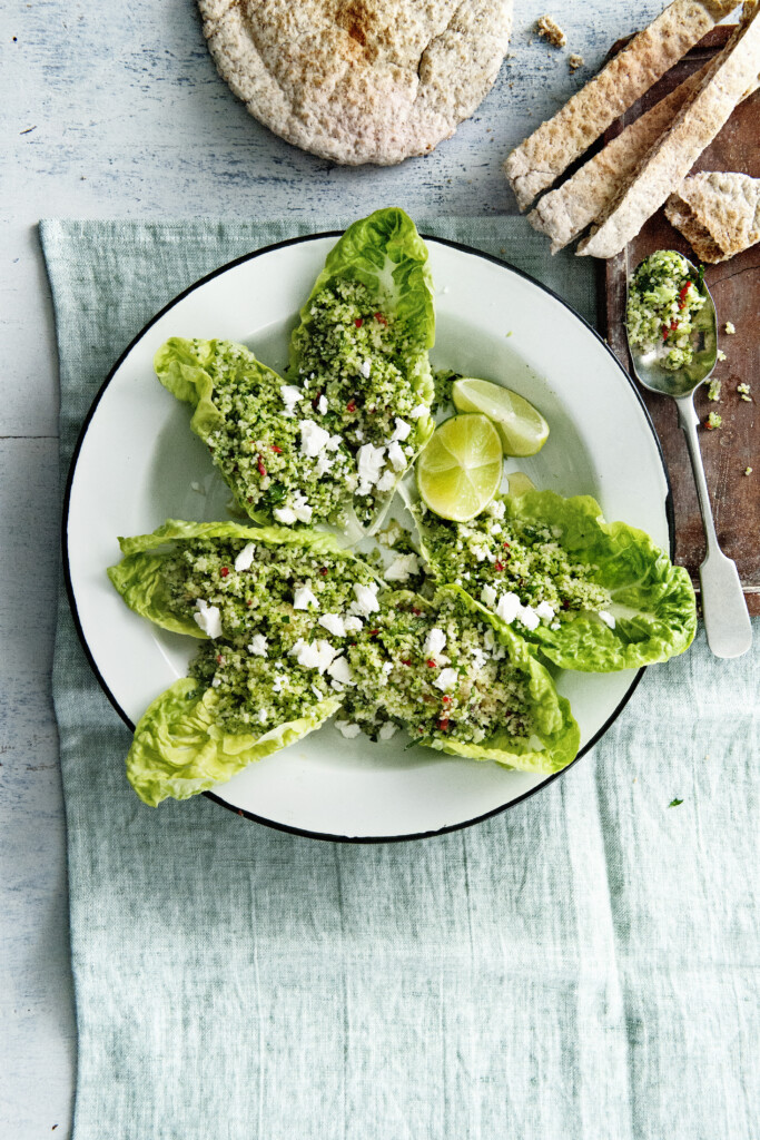 broccolicouscous met rode peper, ansjovis en feta