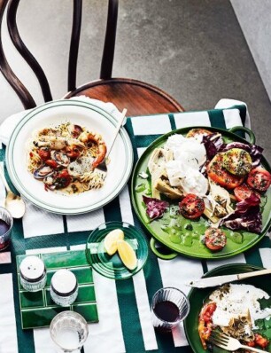 artisjokken-tomatensalade met radicchio en burrata