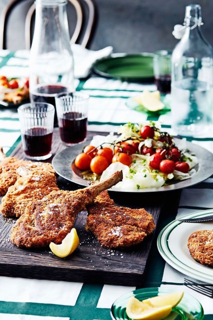 kalfskoteletten met saffraantomaten-venkelsalade