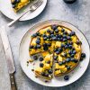 tropisch taartje mango blauwe bessen | delicious