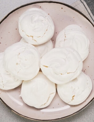 VIDEO | delicious. helpt: vegan meringues maken