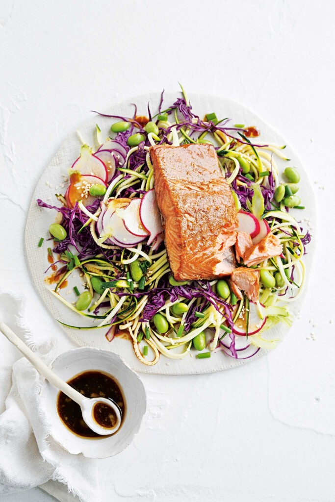 met thee gerookte zalm en courgettesalade