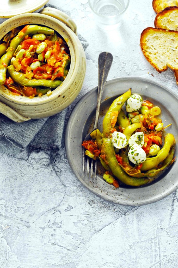 Tuinbonen met tuinkruiden en sinaasappel