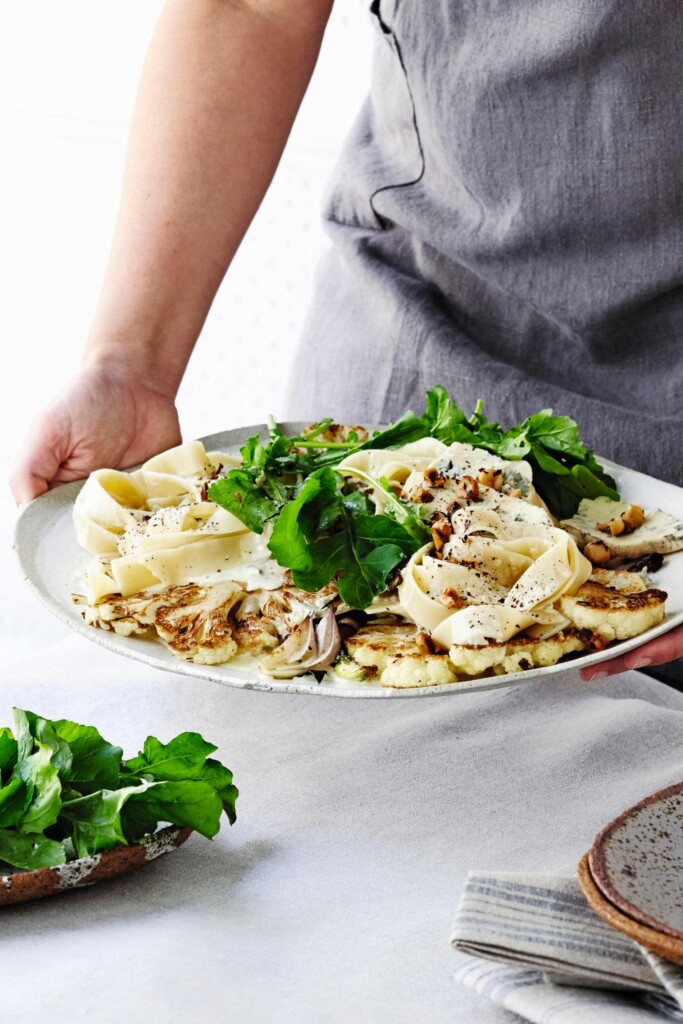 romige pappardelle met bloemkool en blauwe kaas