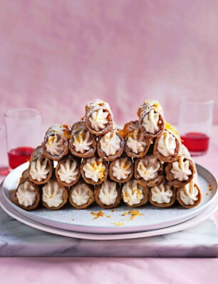 cannoli met witte chocolade en campari