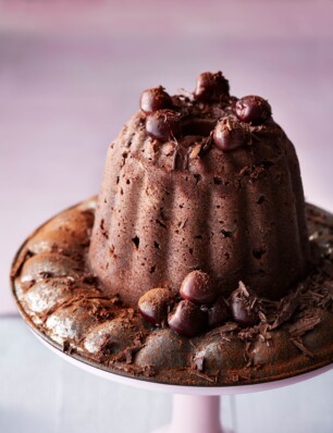 stoompudding met chocolade en amandel