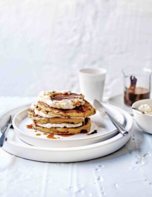 Teff-pannenkoekjes met thee-ahornsiroop