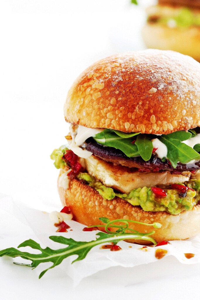 Burgers van portobello met halloumi