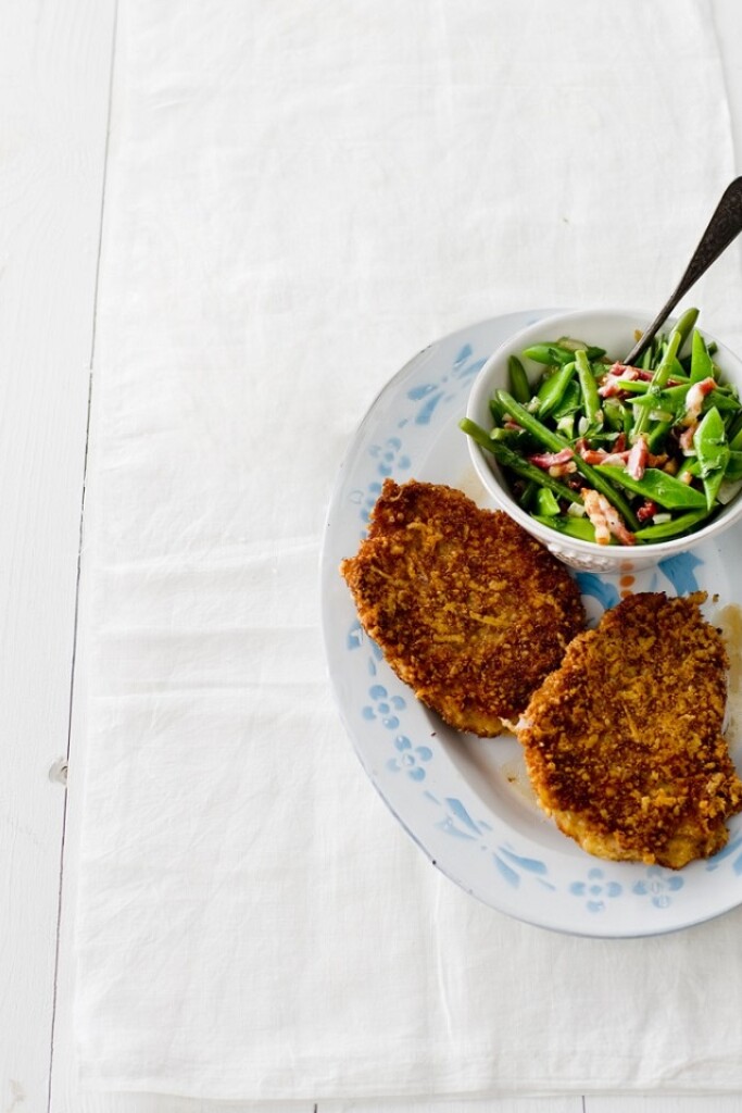 Boerenkaasschnitzel met gemengde boontjes