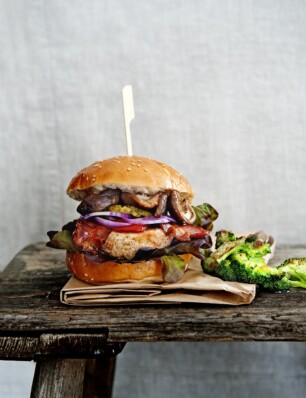 Burger met bacon & shiitake