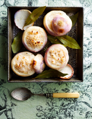 Gevulde meiknolletjes met parmezaan en laurier