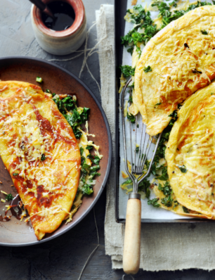 pannenkoeken met boerenkool en nagelkaas