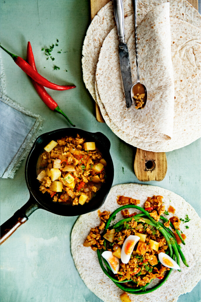 Surinaamse roti met kip en kousenband