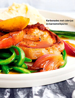 karbonades met ciderjus en karnemelkpuree