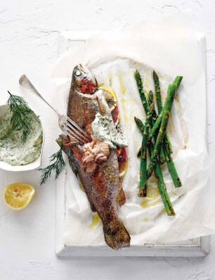 Forel uit de oven met kruidenmayonaise