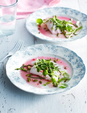 Ceviche van scholfilet met zeekraal, rabarber en waterkers