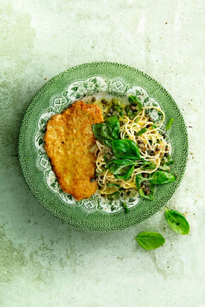 Kalkoen-piccata met basilicumspaghetti