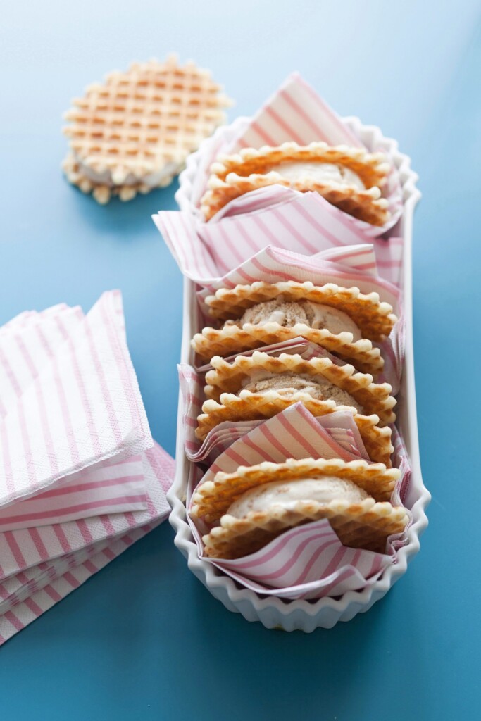 Speculaasijs met dunne wafels