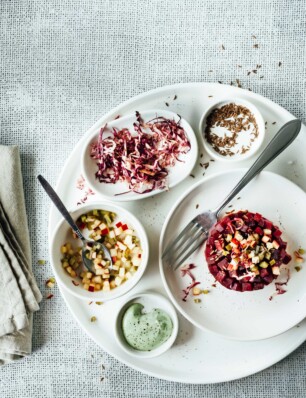 tartare van biet, karwij, appel en radicchio