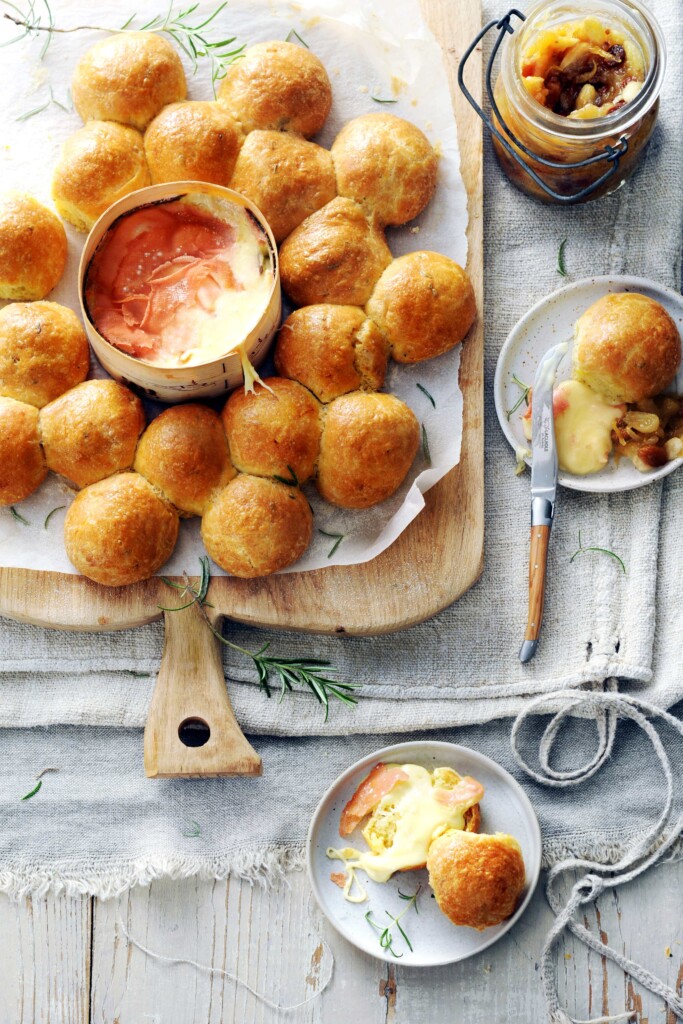 briochekrans met rozemarijn en vacherin mont d’or