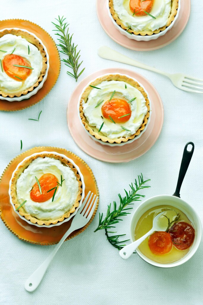 tartelettes met ‘abrikozeneitjes’