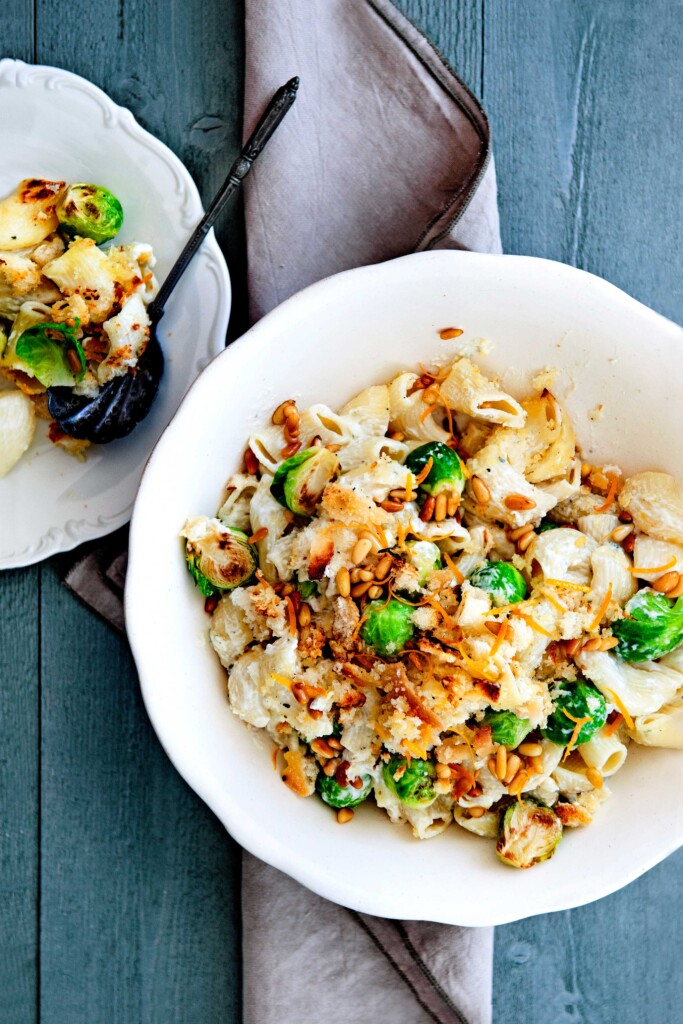 pasta met spruiten, roquefort en sinaasappelkruim