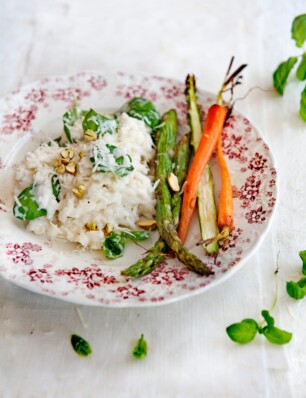 Risotto met basilicum en geroosterde groenten