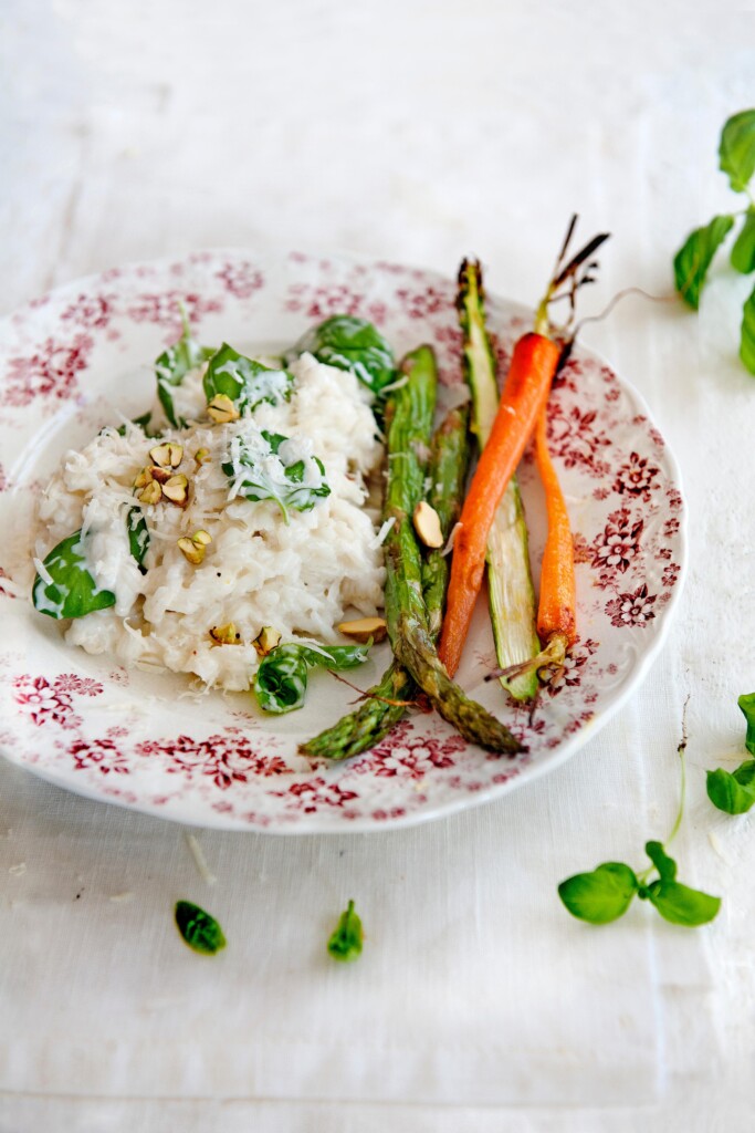 Risotto met basilicum en geroosterde groenten