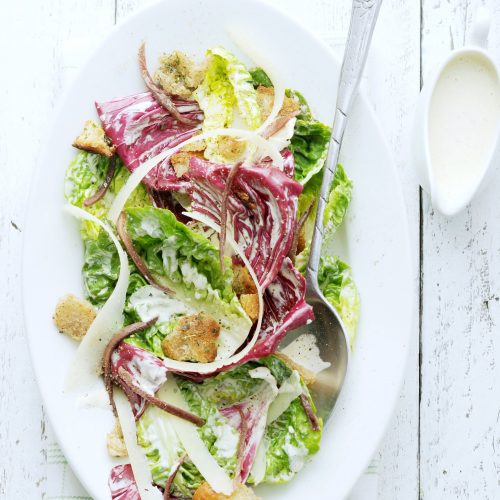 knapperige salade met asperges en ansjovis - delicious