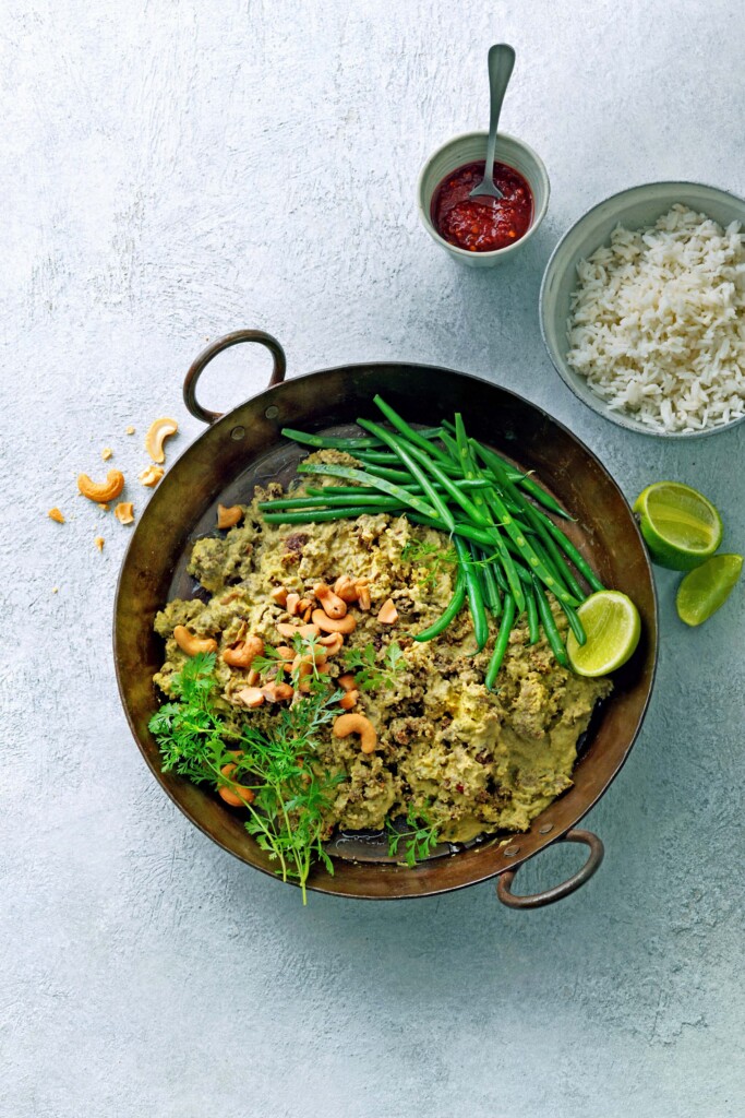 Supersnelle vegetarische rendang met Pulled Oats