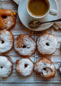 appelbeignets recept, appelbeignets knapperig houden