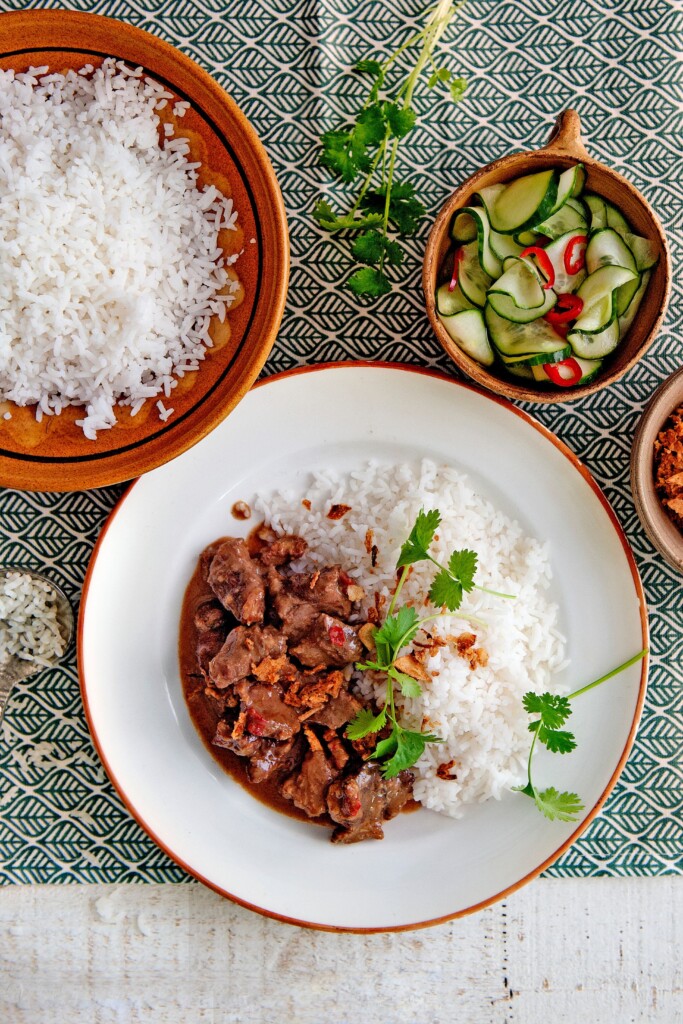 rendang daging met atjar