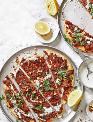 lahmacun: Turkse pizza met lamsgehakt