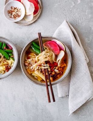 miso ramen met kipgehakt en zelfgemaakte noodles