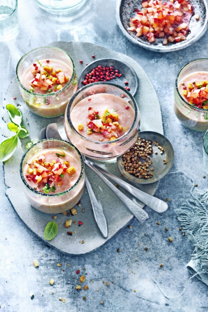 Yvette van Boven’s gazpacho van pruimen