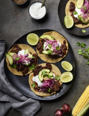 Mexicaanse taco’s con carne guisada (gestoofd rundvlees)